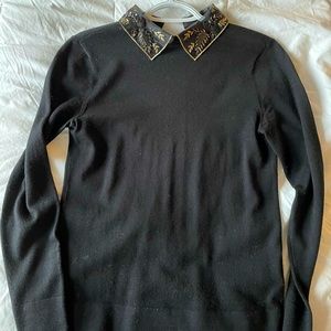 Club Monaco XS fine sweater with detailed collar